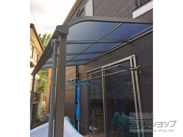 鹿児島県鹿児島市ののテラス屋根 ソラリア R型 テラスタイプ 単体 積雪〜20cm対応 施工例