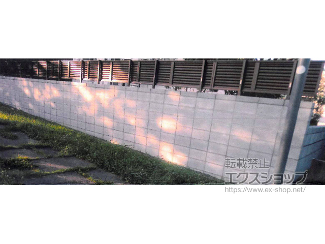 北海道北広島市ののフェンス・柵 ミエーネフェンス 目隠しルーバータイプ 自由柱施工 施工例