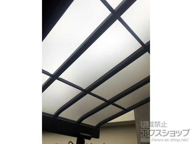 神奈川県横浜市ののバルコニー・ベランダ屋根 ソラリア R型 1500 屋根タイプ 単体 積雪〜50cm対応 施工例