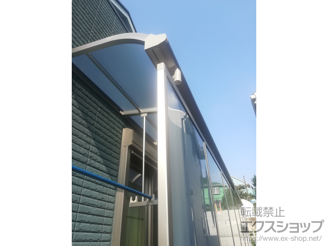 東京都町田市ののテラス屋根 ソラリア R型 テラスタイプ 単体 積雪〜20cm対応 施工例