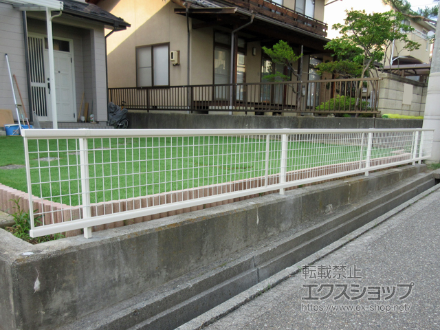 長野県松本市ののフェンス・柵 シンプレオフェンスM2型 縦井桁メッシュ 自由柱施工 施工例