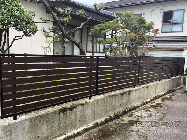富山県富山市ののフェンス・柵 モクアルフェンス 横板タイプ 自由柱施工 施工例