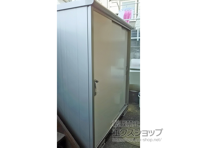 神奈川県高座郡寒川町のの物置・屋外倉庫 エスモ 一般型 1797×750×1959（ESE-1807A） ESE-1807A-PW 施工例