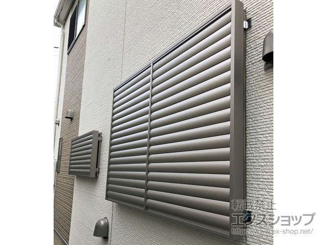 埼玉県川越市のLIXIL リクシル（トステム）の面格子・窓格子 目隠し可動ルーバー 引違い窓用 施工例