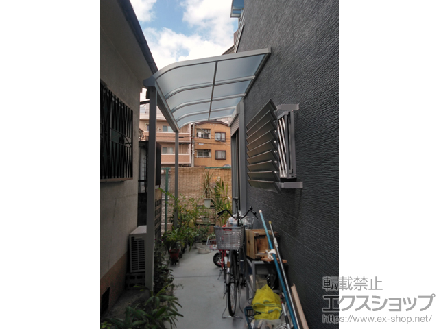 大阪府大阪市ののテラス屋根 ソラリア R型 テラスタイプ 単体 積雪〜20cm対応 施工例