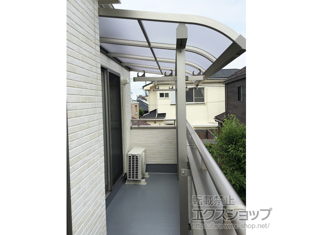 千葉県松戸市ののバルコニー・ベランダ屋根 ソラリア R型 屋根タイプ 単体 積雪〜20cm対応 施工例