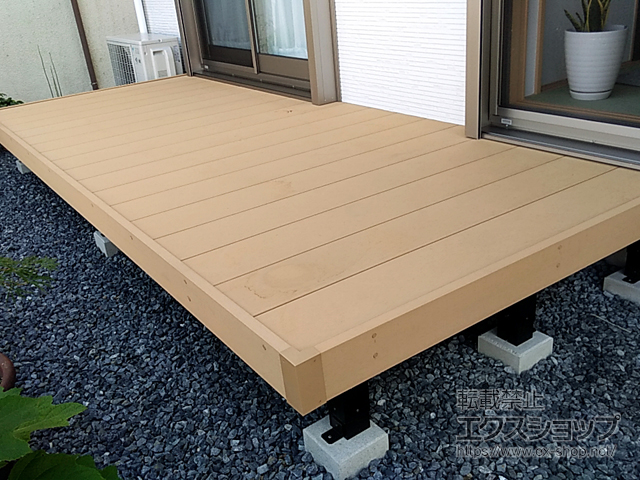 広島県廿日市市ののウッドデッキ リウッドデッキ 200 施工例