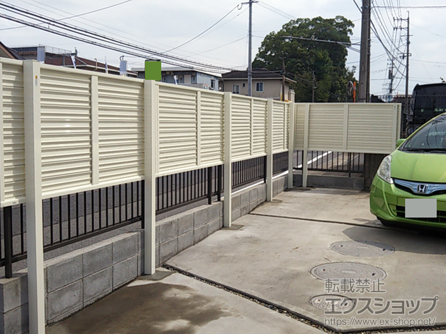 大分県大分市ののフェンス・柵 ミエーネ目隠しルーバーフェンス　上段のみ設置　自立建て用 施工例