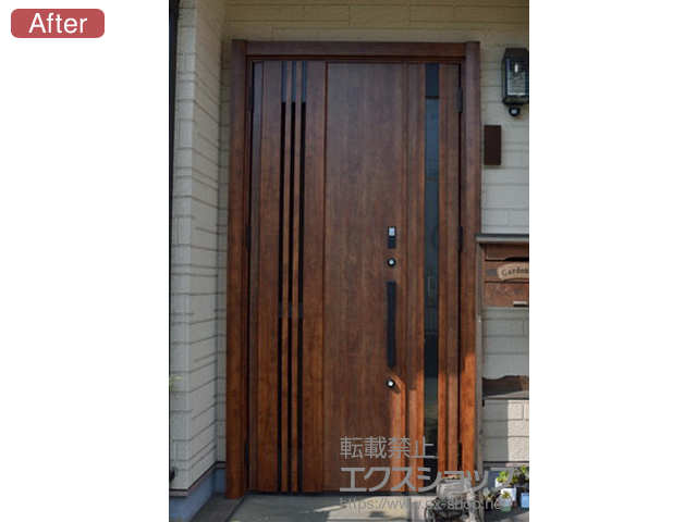 広島県福山市のLIXIL リクシル（トステム）の玄関ドア リシェント玄関ドア3 断熱K4仕様 親子仕様(ランマ無)L M83型 ※タッチキー仕様(キー付リモコン) 施工例