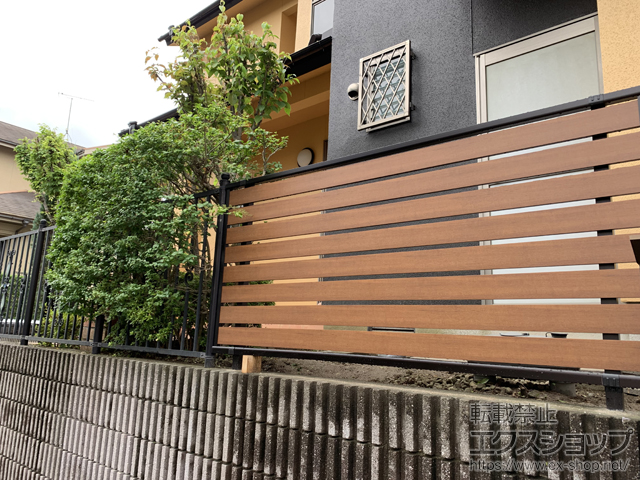 福岡県糟屋郡篠栗町ののフェンス・柵 モクアルフェンス　横板タイプ　自由柱施工 施工例