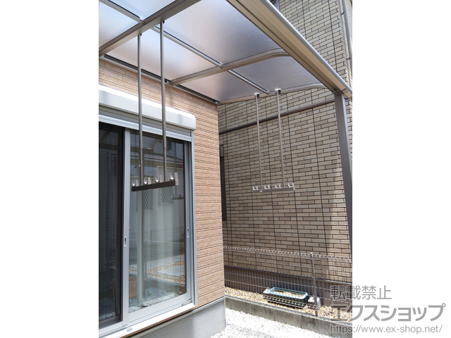 奈良県葛城市ののテラス屋根 プレシオステラスII R型 テラスタイプ 単体 積雪〜20cm対応 施工例