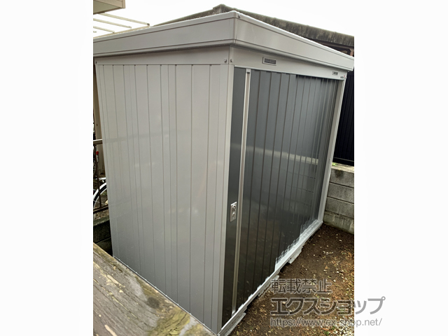 神奈川県横浜市のの物置・屋外倉庫 ネクスタ 一般型 2210×1370×2020（NXN-30S） NXN-30S-PG 施工例