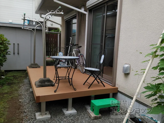 ��ʌ��t�����s��YKKAP�̃E�b�h�f�b�L ���E�b�h�f�b�L 200 �{�H��