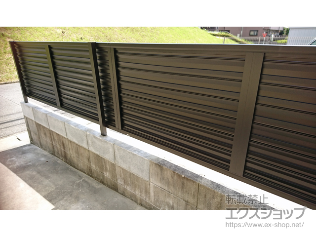 愛知県愛知郡東郷町ののフェンス・柵 ミエーネフェンス 目隠しルーバータイプ 自由柱施工 施工例