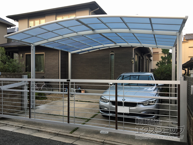 大阪府東大阪市ののカーポート ネスカR (ラウンドスタイル) ワイド 積雪〜20cm対応 施工例