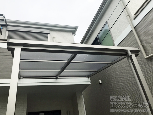 東京都東大和市ののテラス屋根 ソラリア F型 テラスタイプ 単体 積雪〜20cm対応 施工例