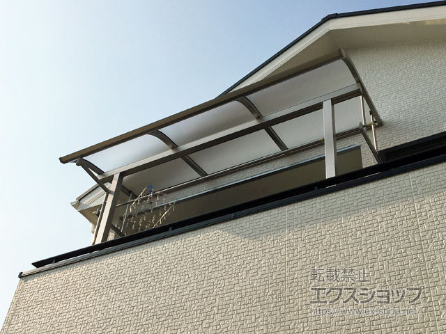 愛知県一宮市ののバルコニー・ベランダ屋根 ソラリア R型 屋根タイプ 単体 積雪〜20cm対応 施工例