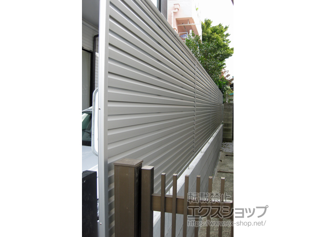 東京都世田谷区ののフェンス・柵 シンプレオフェンス13型 ルーバー 自由柱施工 施工例