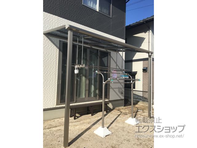 岡山県津山市ののテラス屋根 プレシオステラスII F型 テラスタイプ 単体 積雪〜20cm対応＋プレシオステラス?　吊り下げ式固定物干し　ロング 施工例