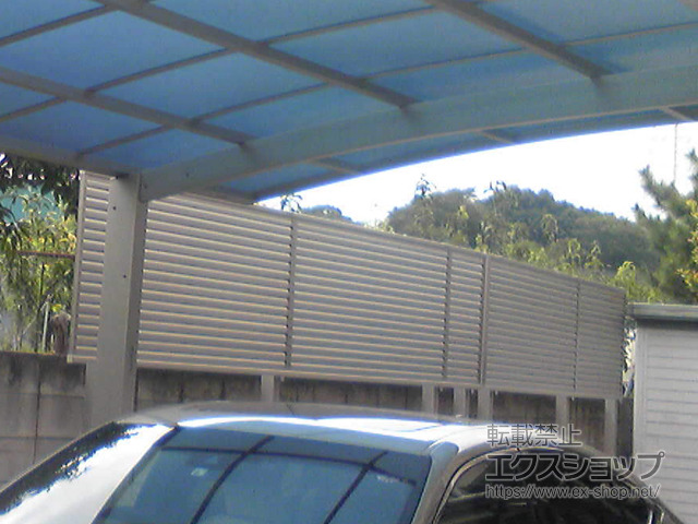 千葉県市川市ののフェンス・柵 ミエーネ目隠しルーバーフェンス 上段のみ設置 自立建て用 施工例