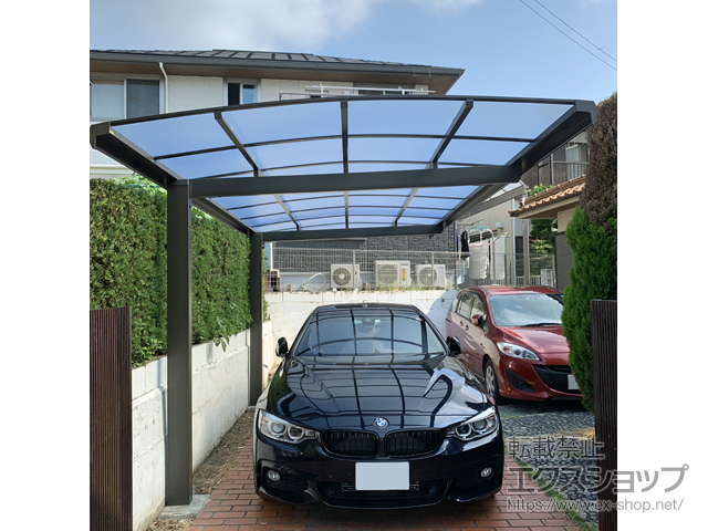 大阪府池田市ののカーポート フーゴA (アーチスタイル) 積雪〜20cm対応 施工例