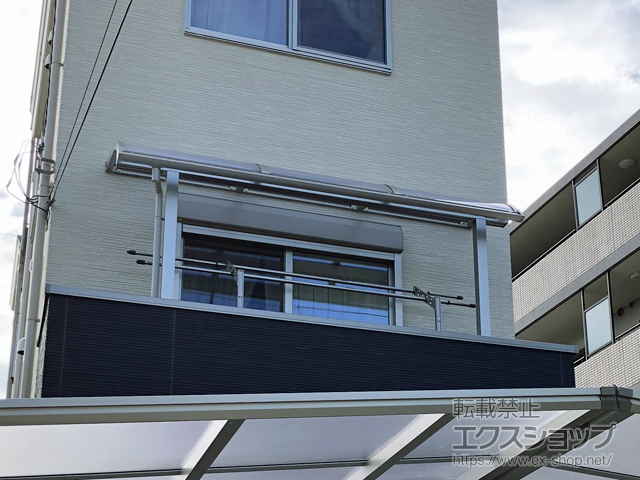 東京都江戸川区ののバルコニー・ベランダ屋根 ソラリア R型 屋根タイプ 単体 積雪〜20cm対応 施工例