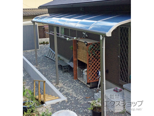 愛媛県大洲市ののテラス屋根 ソラリア R型 テラスタイプ 連棟 積雪〜20cm対応 施工例