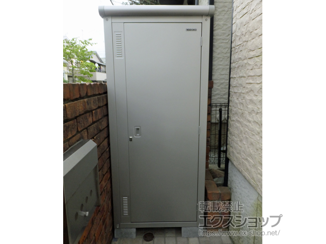 神奈川県横浜市のの物置・屋外倉庫 エスモ 一般型 800×513×1845（ESE-0805B） ESE-0805B-SS 施工例