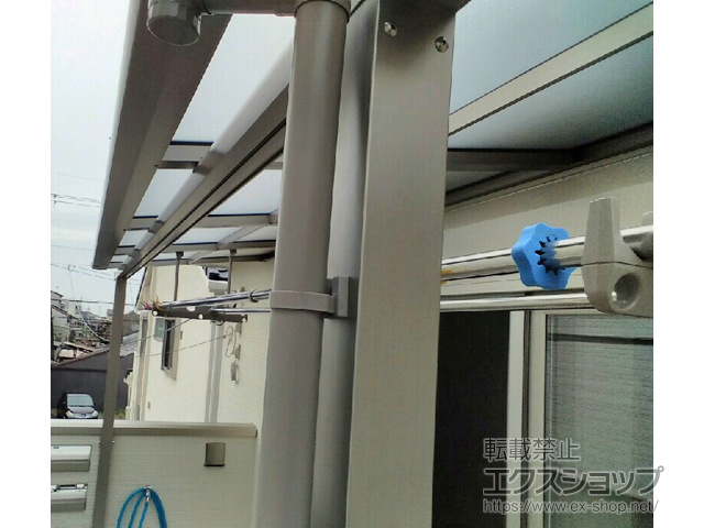 京都府京都市ののバルコニー・ベランダ屋根 スピーネ F型 屋根タイプ 単体 積雪〜20cm対応 施工例