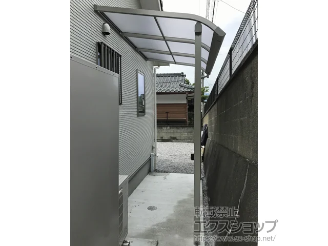 大分県佐伯市のYKKAPのテラス屋根 ソラリア R型 テラスタイプ 単体 積雪～20cm対応 施工例