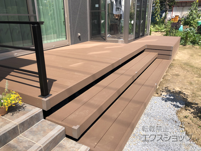 長野県佐久市ののウッドデッキ リウッドデッキ 200 施工例