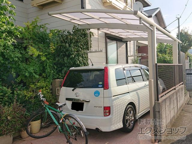 神奈川県足柄上郡大井町ののカーポート プレシオスポート 積雪〜20cm対応 施工例