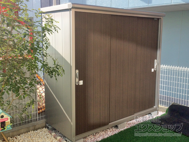 千葉県松戸市のの物置・屋外倉庫 エスモ 一般型 2100×900×1959 ESE-2109A-DW 施工例