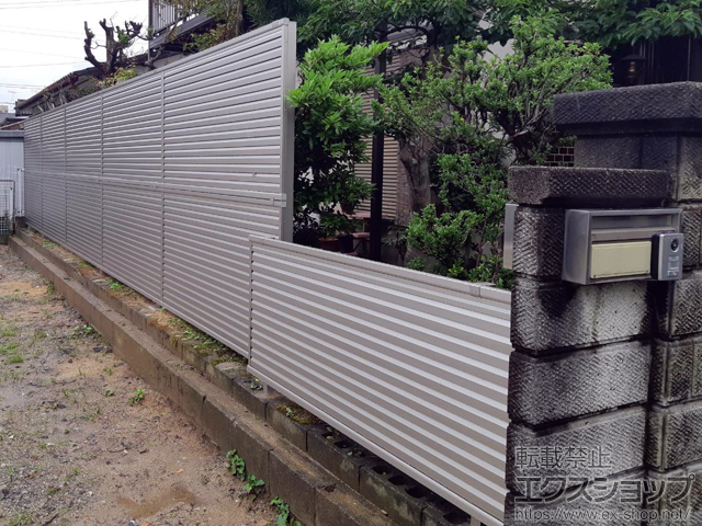 福岡県久留米市ののフェンス・柵 ミエーネフェンス 目隠しルーバータイプ 自由柱施工 施工例