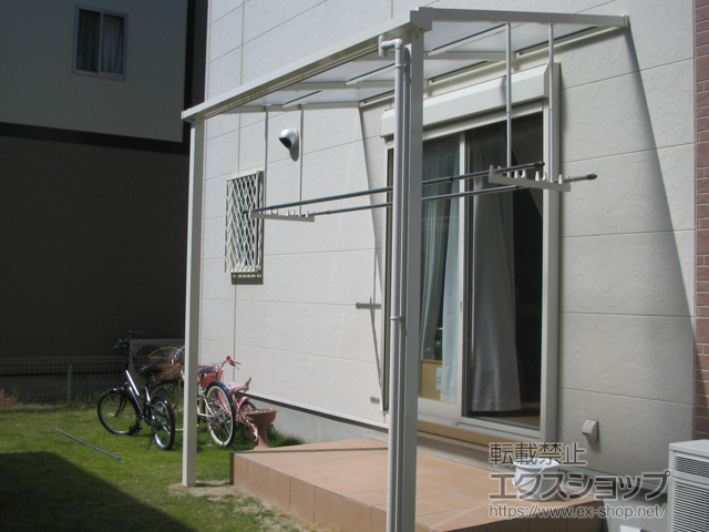 福岡県古賀市ののテラス屋根 ソラリア F型 テラスタイプ 単体 積雪〜20cm対応 施工例