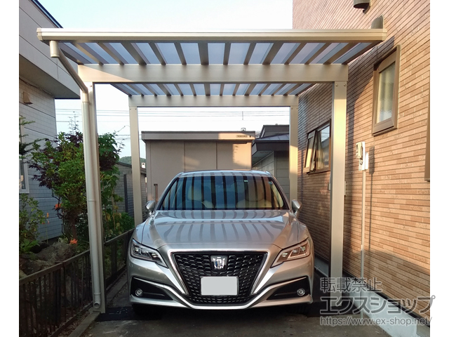 北海道苫小牧市ののカーポート エフルージュ ワン50 積雪〜50cm対応 施工例