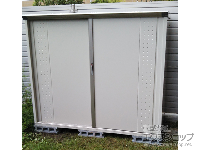 大阪府大阪市のの物置・屋外倉庫 グランプレステージジャンプ 1879×900×1600（GP-199B-F） GP-199B-F-MW 施工例