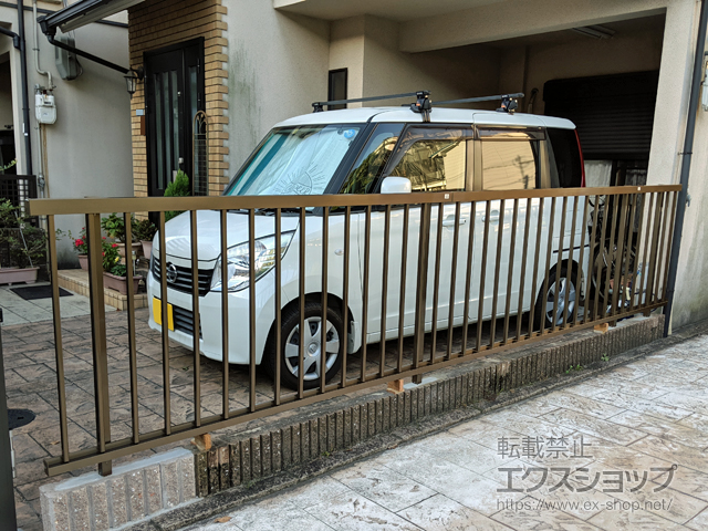 大阪府大東市ののフェンス・柵 アルミサモア4型　フリーポールタイプ 施工例