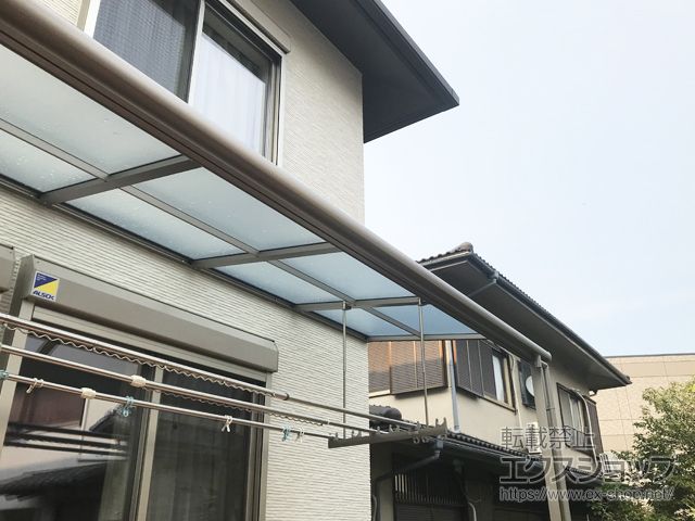 大阪府茨木市ののテラス屋根 スピーネ R型 テラスタイプ 単体 積雪〜20cm対応 施工例