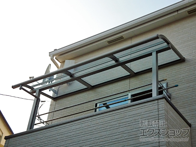 東京都小平市ののバルコニー・ベランダ屋根 スピーネ R型 屋根タイプ 単体 積雪〜20cm対応 施工例