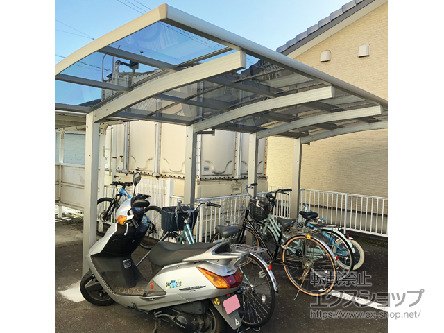 静岡県藤枝市ののサイクルポート・駐輪場 レイナポートグランミニ 縦連棟積雪〜20cm対応 施工例