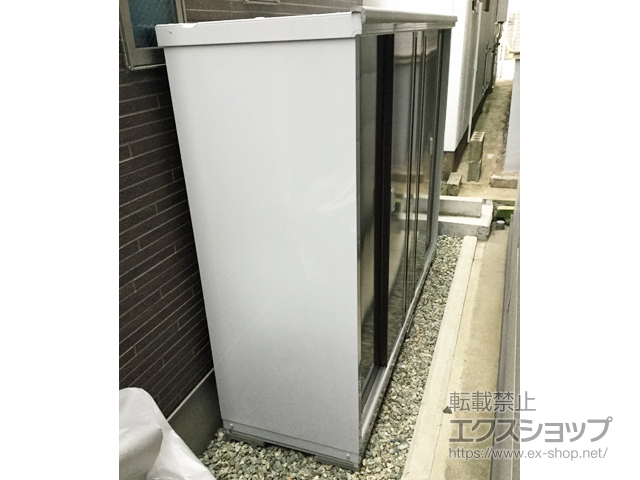 大阪府大阪市のの物置・屋外倉庫 シンプリー 一般型 2160×615×1603 MJX-216D-P-TB 施工例