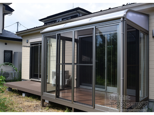 神奈川県秦野市ののテラス囲い・サンルーム サニージュ R型 床納まり ランマ無 積雪〜20cm対応 施工例