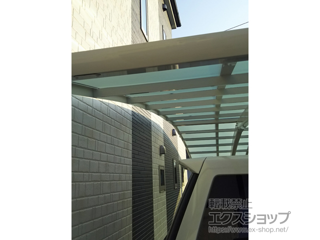 岡山県岡山市ののカーポート レイナトリプルポートグラン　積雪〜20cm対応 施工例