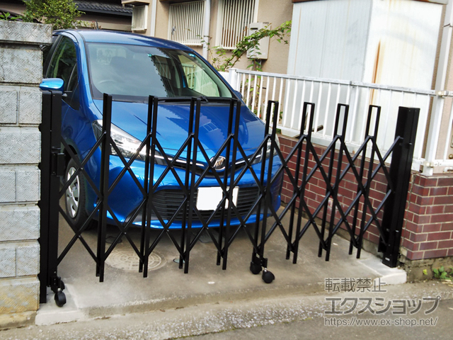 埼玉県川越市ののカーゲート トリップゲート RA型 ノンレール 片開き 27S 施工例