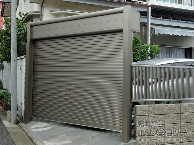 東京都世田谷区ののガレージシャッター シャッターゲート FX2型 手動式 施工例