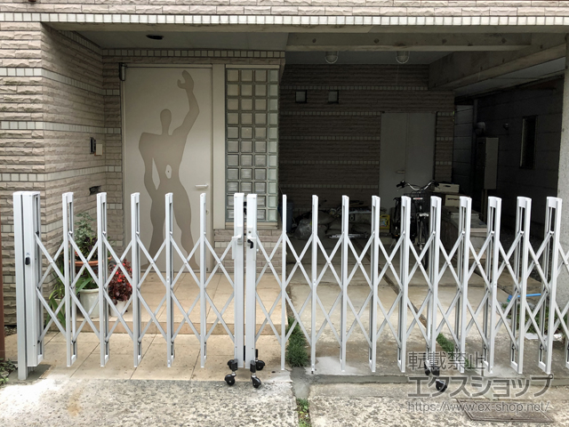 東京都世田谷区ののカーゲート アルシャインII M型 Aタイプ ノンレール 両開き親子 150+430WP 施工例