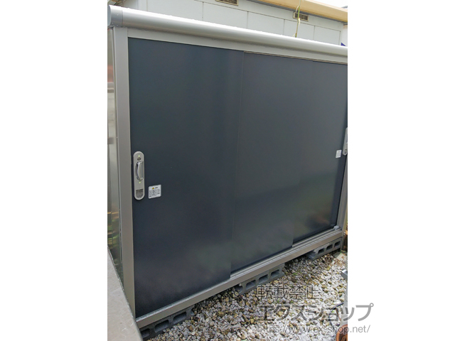 神奈川県藤沢市のの物置・屋外倉庫 エスモ 一般型 1797×650×1501（ESE-1806E） ESE-1806E-SM 施工例