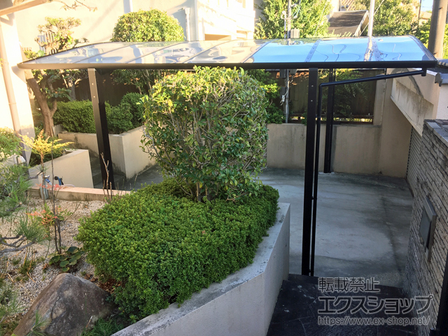 大阪府吹田市ののカーポート ネスカR (ラウンドスタイル) ワイド 積雪〜20cm対応 施工例