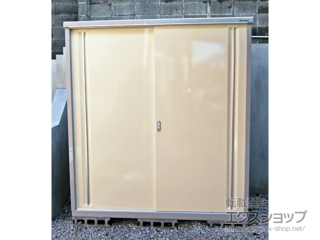 神奈川県横浜市のの物置・屋外倉庫 シンプリー 一般型 1740×905×1903 MJX-179E-FW 施工例